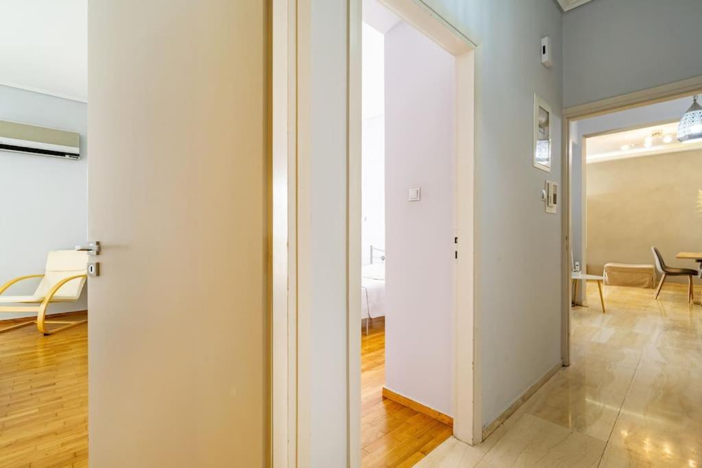 Urban Grey Apartment Athens Exterior photo